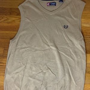 Brown Chaps sleeveless sweater